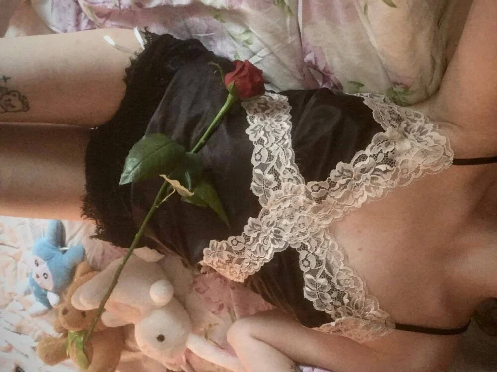 Little_L1ss Chat XXX offline