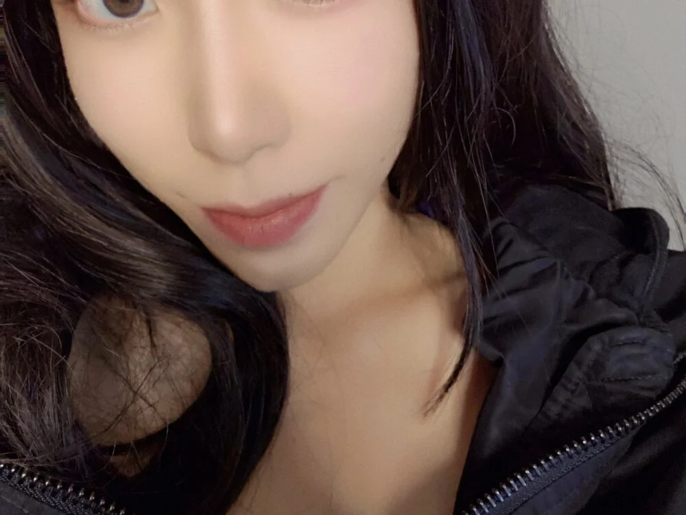 Lulu_QAQ 離線 XXX 聊天