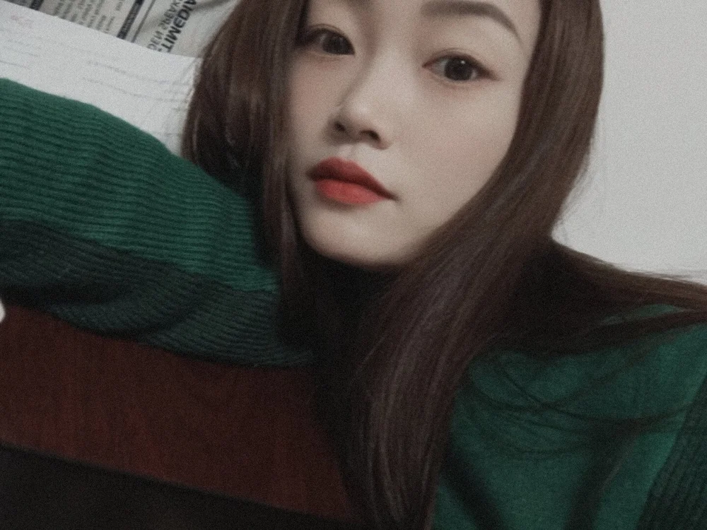 yueyuegirl's Offline XXX Chat