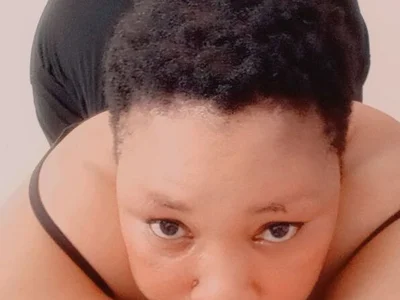 BUBLYASS26 webcam livesex profile in ebony cams