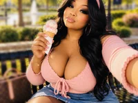 OhitsJasmine's Offline XXX Chat