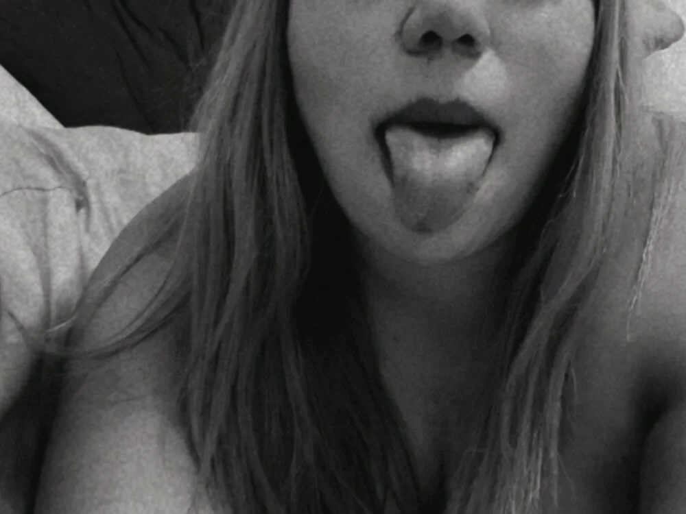 Офлайн-чат XXX Wet-Spicy_indian_Mum