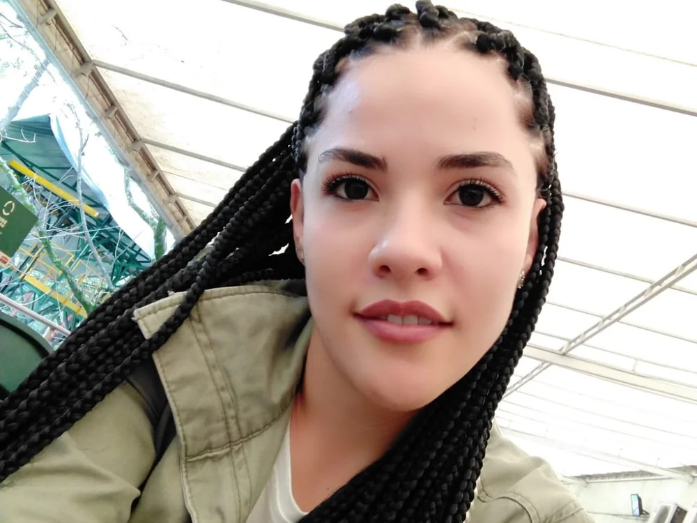 AmeliaBluu offline chatrum