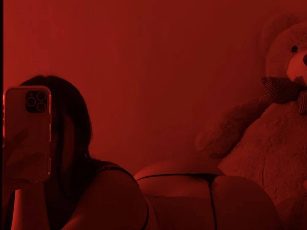 cloee_johnson's Offline XXX Chat