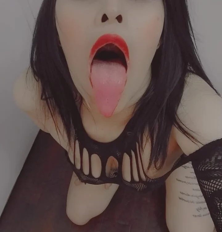 princessmoon23's Offline Chat Room