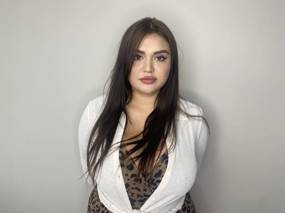 LorettaCurless' Offline XXX Chat