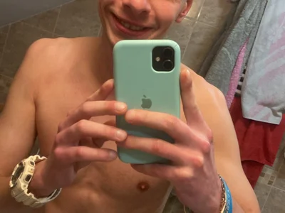 Piotrek3Ckity Male Skinny Free Cam Porn