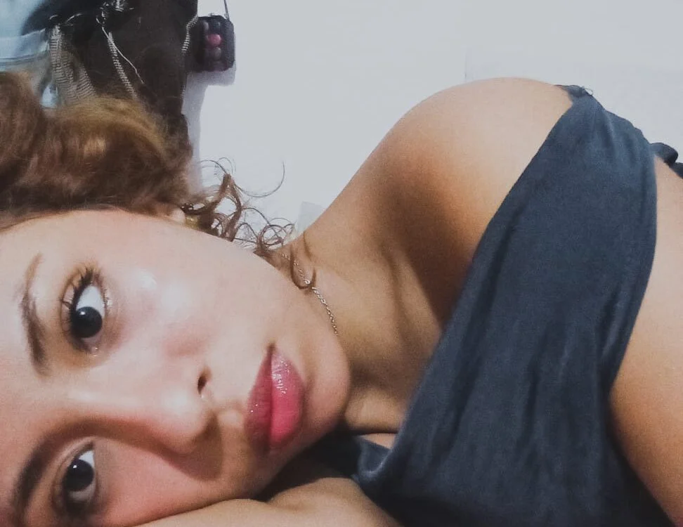 دردشة Stella_michel الجنسية دون اتصال