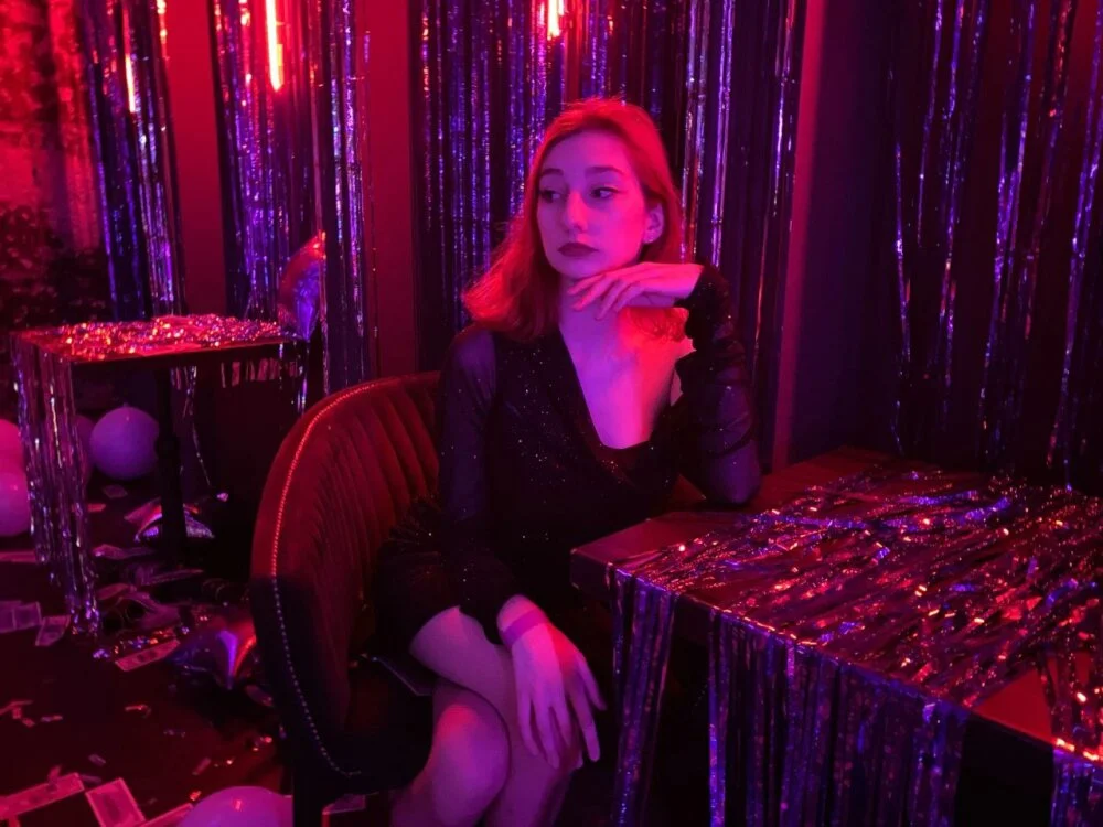 TracyDahlen's Offline XXX Chat