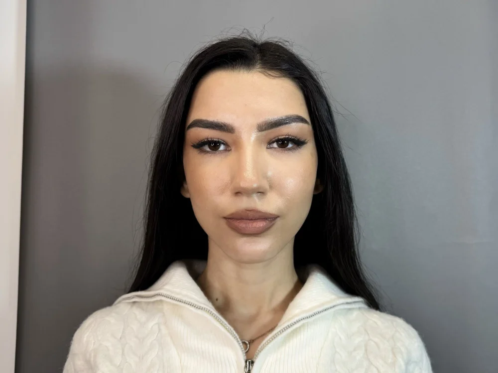 EdaHatt's Offline Chat Room