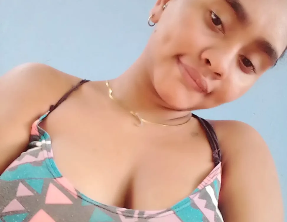 Lela-Chanel's Offline XXX Chat