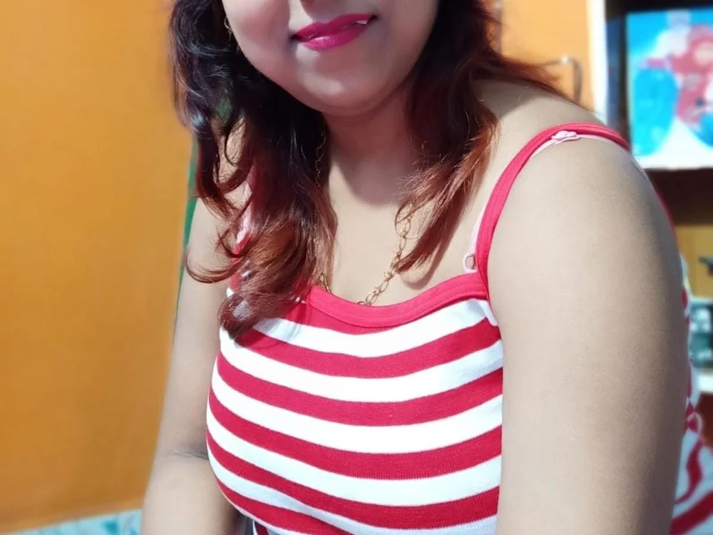 Indian-Couple24's Offline XXX Chat