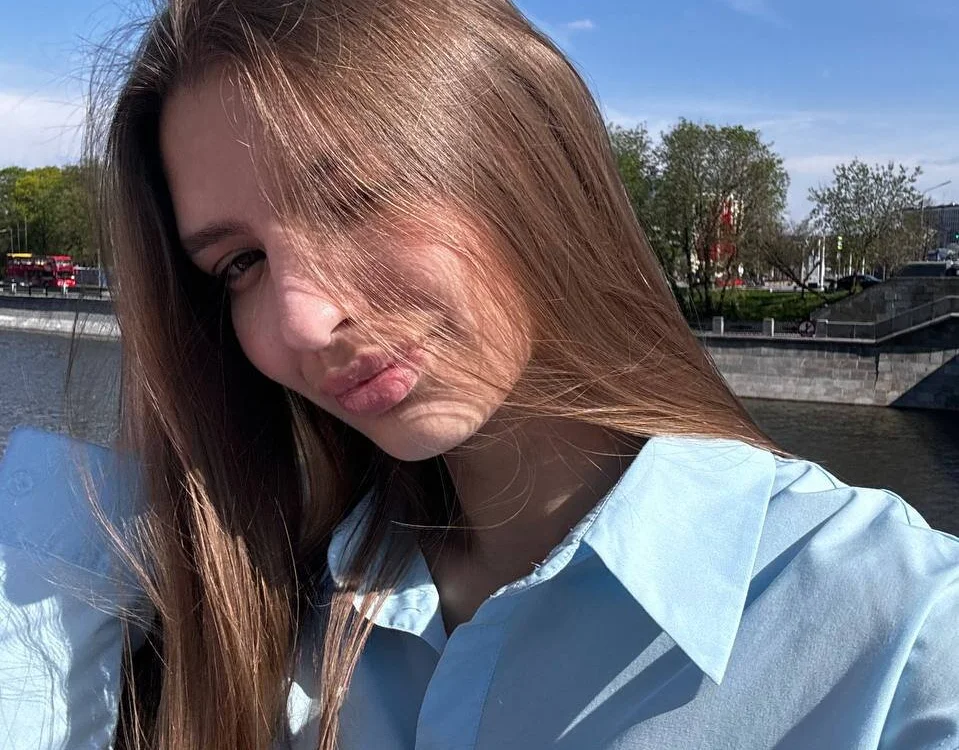 VikiSweetsn Offline XXX chat