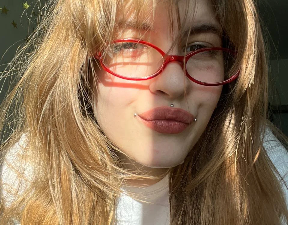 wet_eyyyelashes – Offline XXX chat