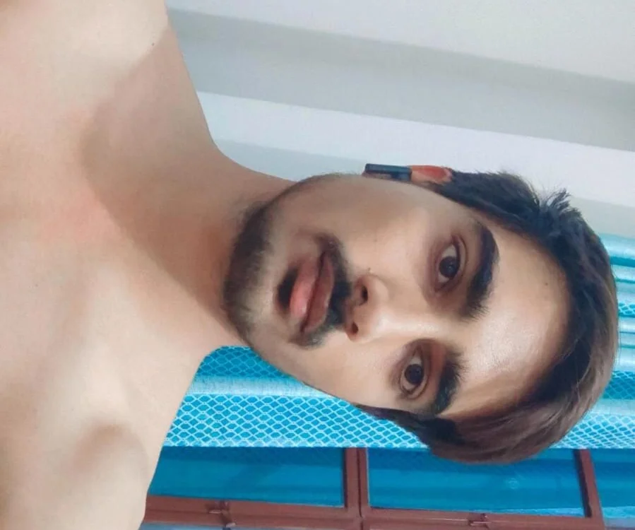 Cutiealan's Offline Chat Room
