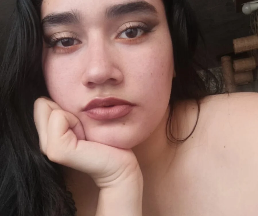 alexa_voss' Offline Chat Room