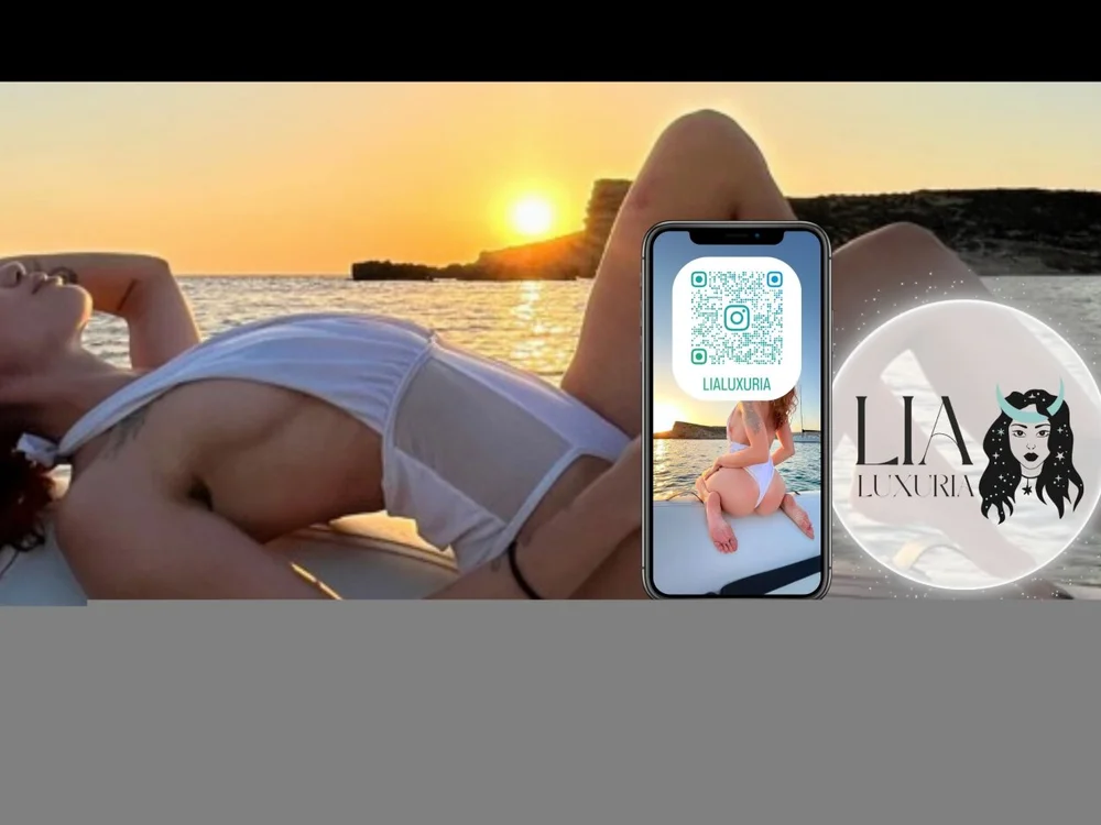 LiaLuxuria's Offline XXX Chat