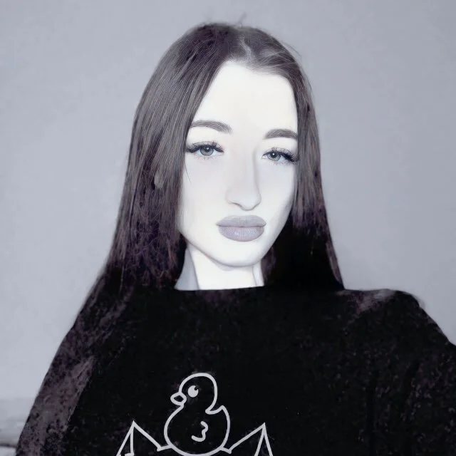 RosamondRuhn's Offline XXX Chat