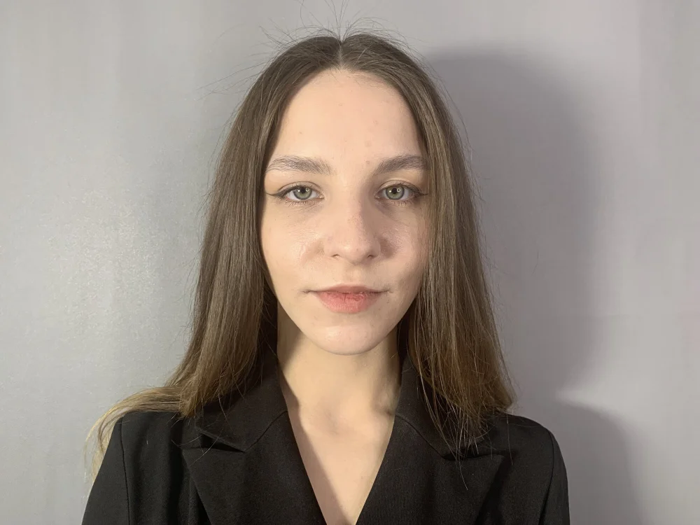 BettyMalson offline chatrum