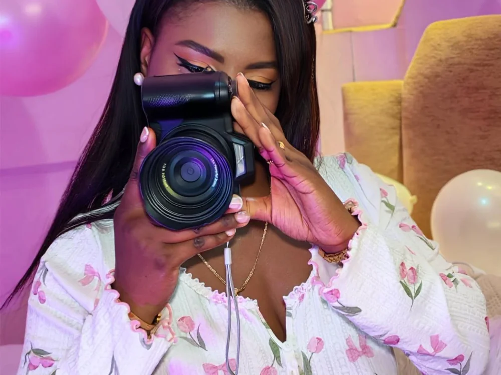 LoveQueen2n Offline XXX chat