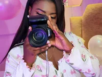 LoveQueen2's webcam live show