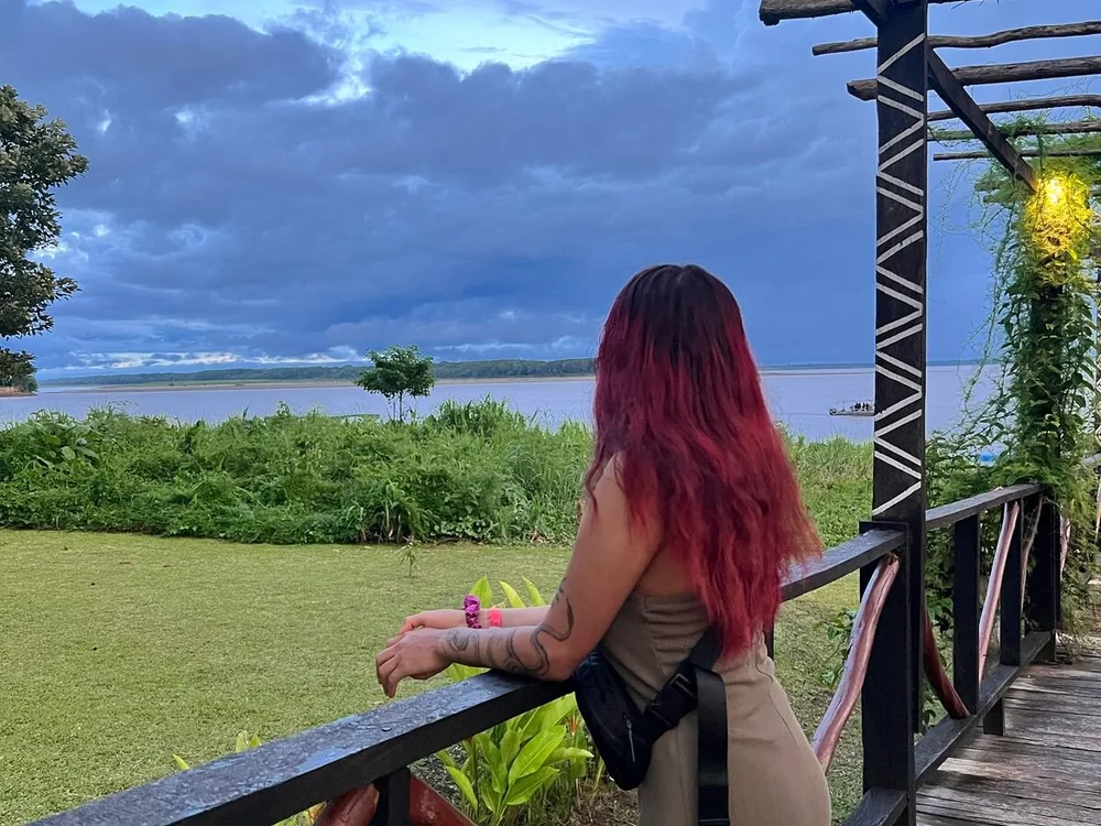 Elara_Amai offline chatrum