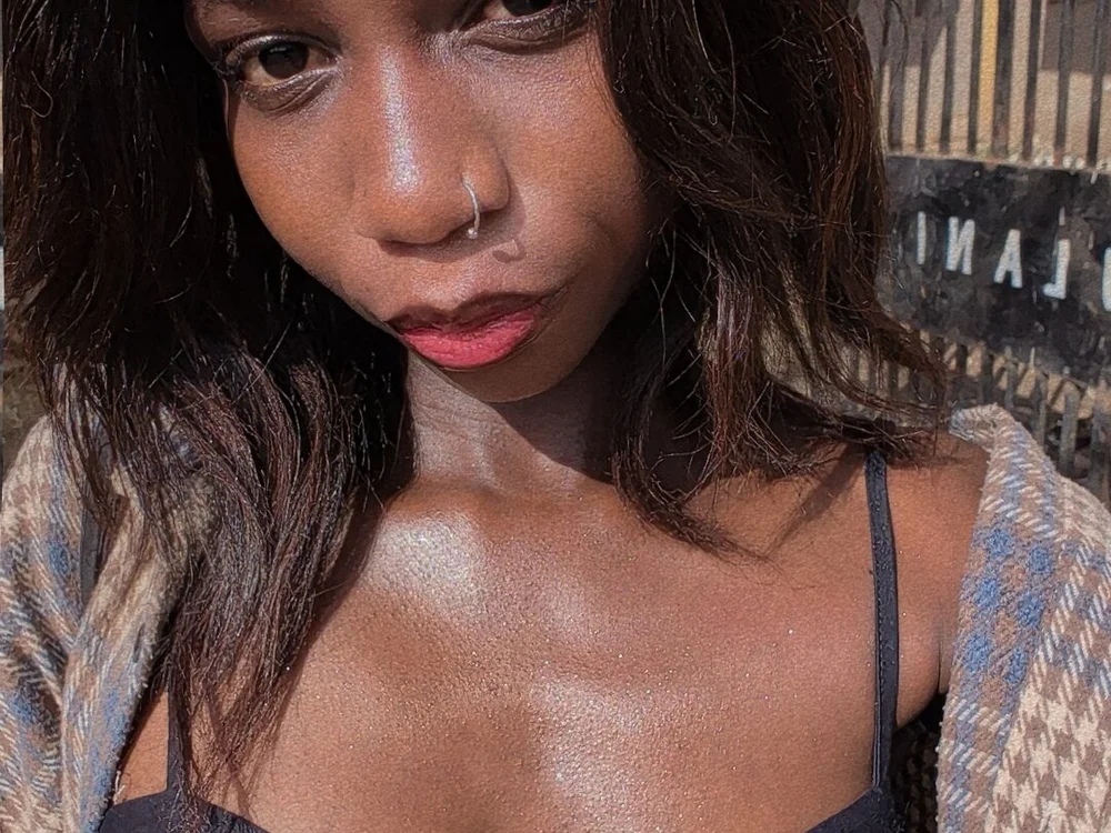 wtfbarbz1 Chat XXX Ngoại tuyến