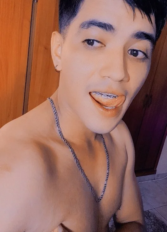 Sevas1596 Offline XXX Chat