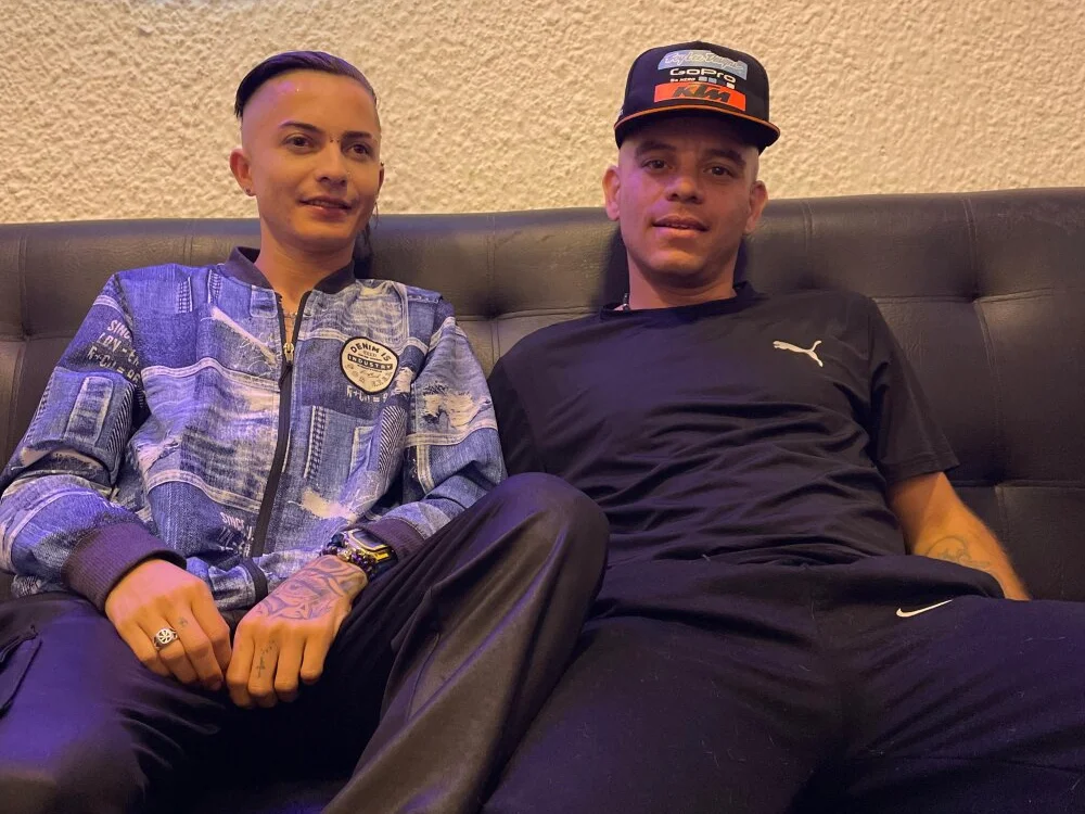 Aaron_and_chris' Offline XXX Chat