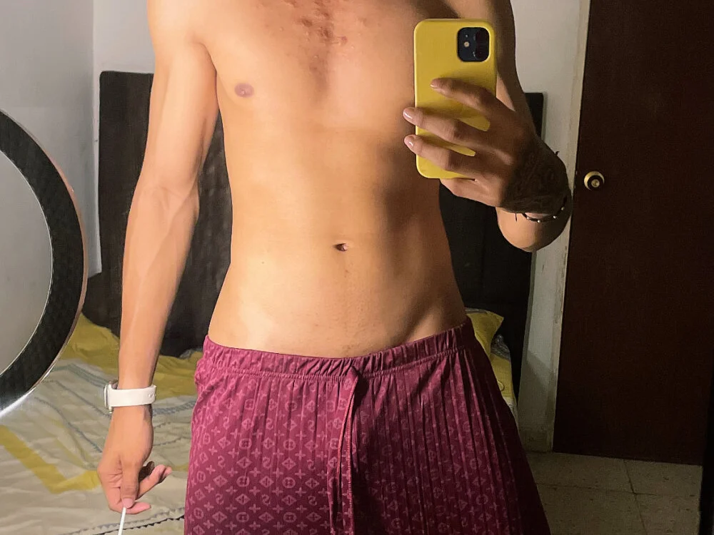 kronos_Rios offline XXX-chat