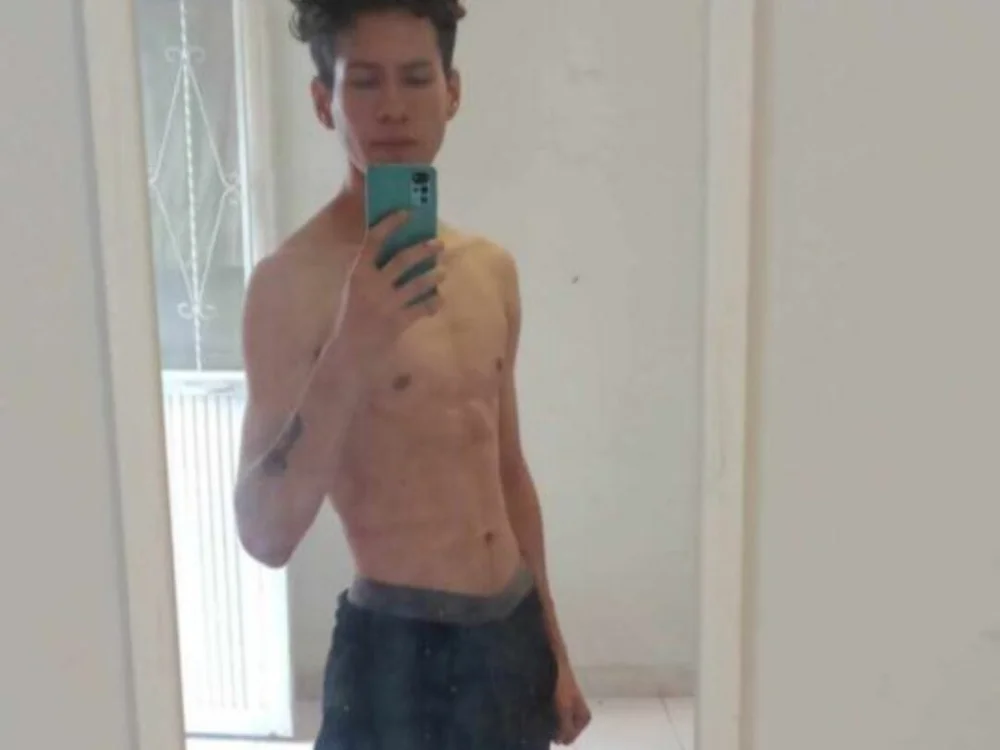 lalocort2134 offline chatrum