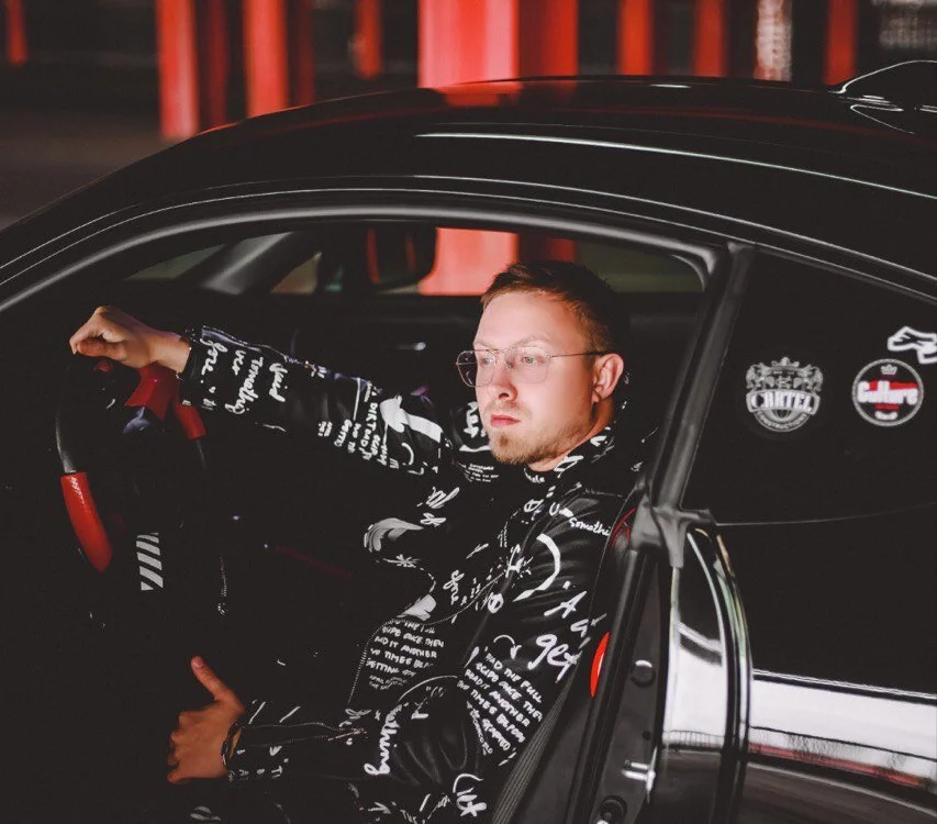 Vladimir_KateShine's Offline Chat Room