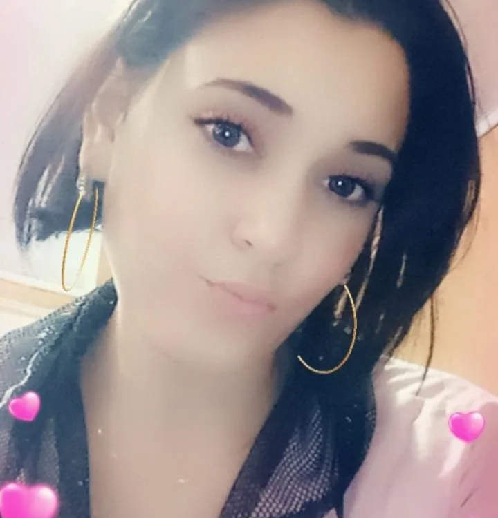 Chanel_Dane's Offline Chat Room