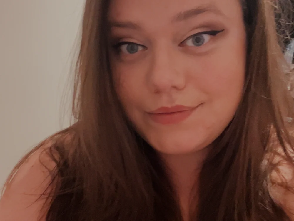CherryDarling284's Offline XXX Chat