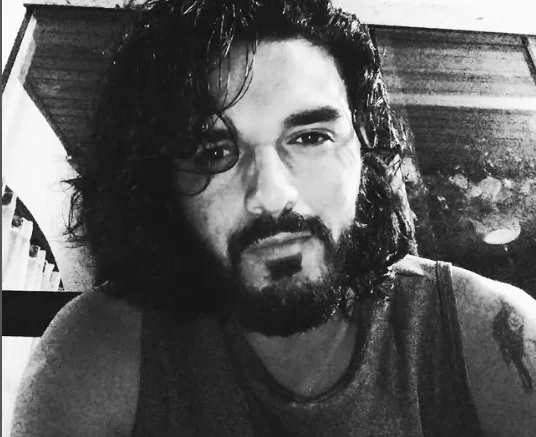 Victor27Bremos Offline XXX-chat