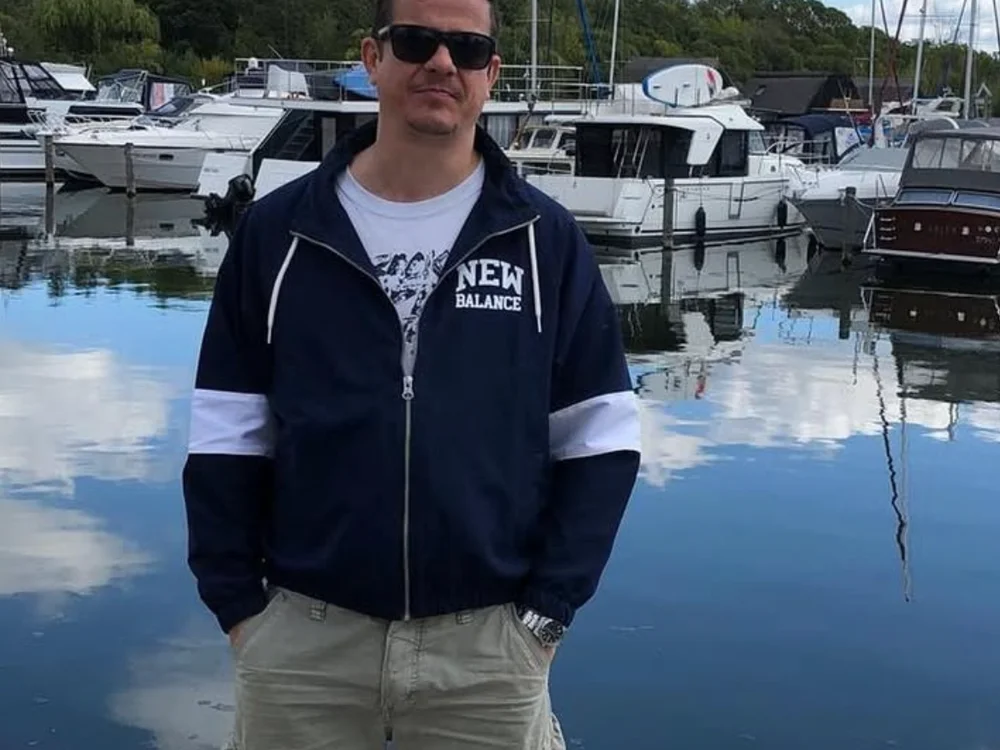 deskriptive: офлайн-секс-чат