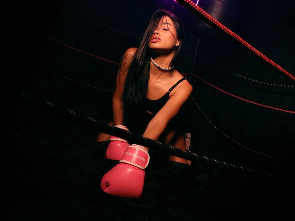 دردشة Bella_Smiith_ الجنسية المباشرة