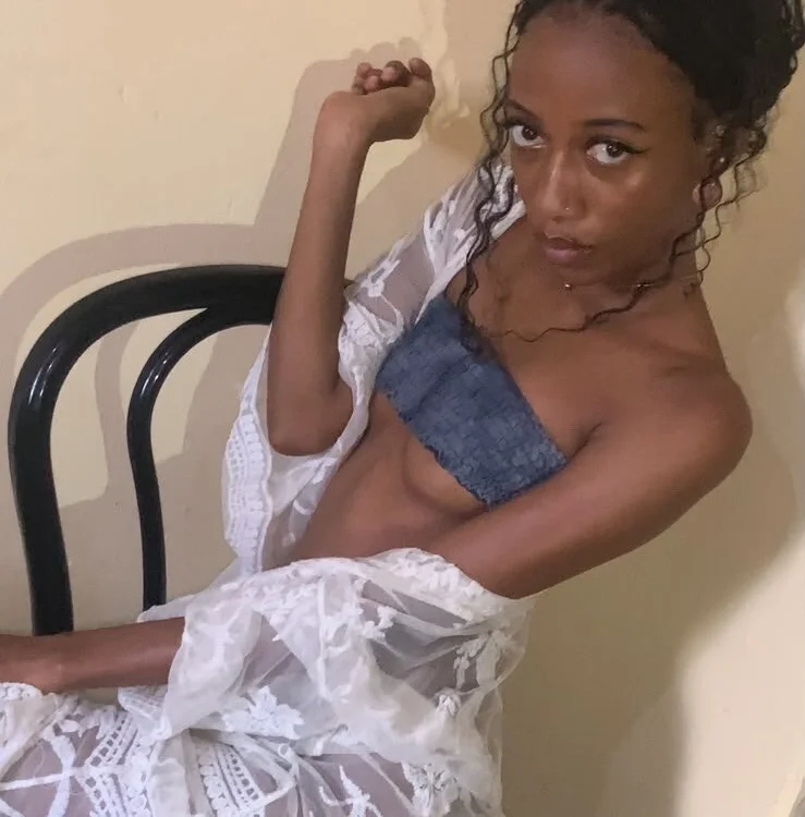 Candy_425n Offline XXX chat