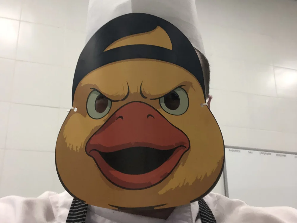YAaySinbbbbcaa's Offline Chat Room