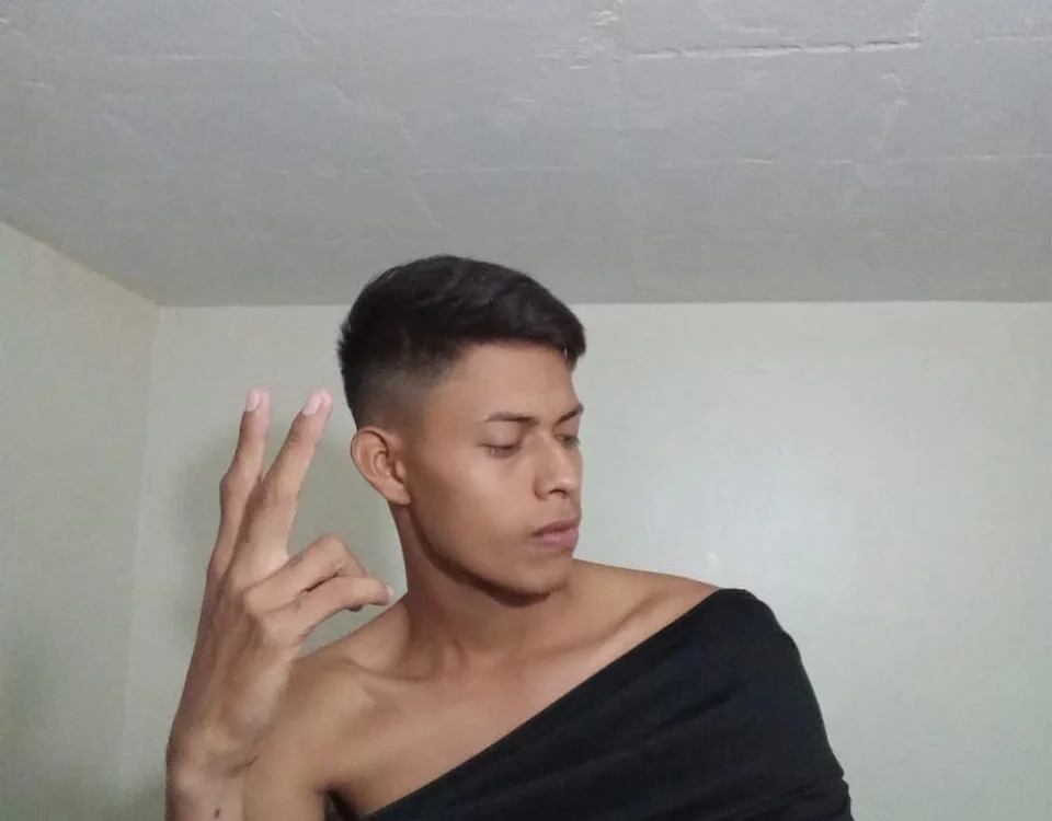 Andres_LP_'s Offline Chat Room