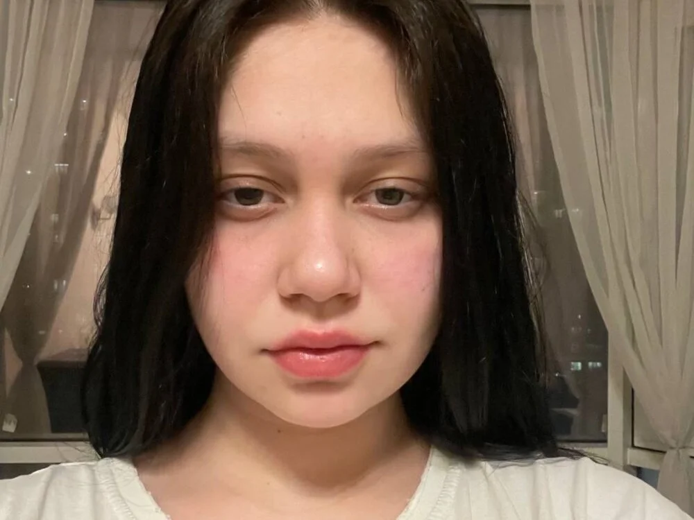 RaguelLendermans offline XXX-chat