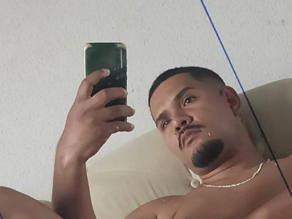 SenhorEbano 离线XXX聊天