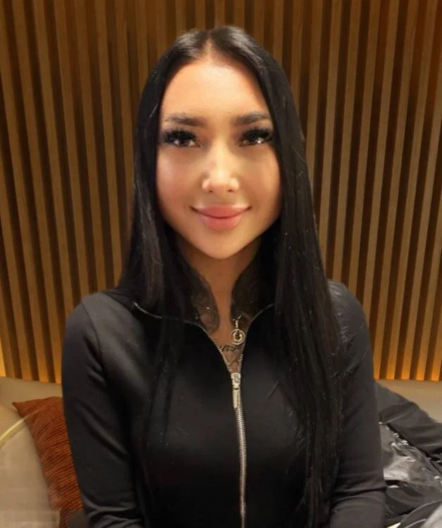 ChanelXCrystal's Offline Chat Room
