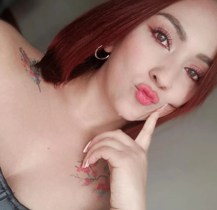 SophievixenXo's Offline XXX Chat