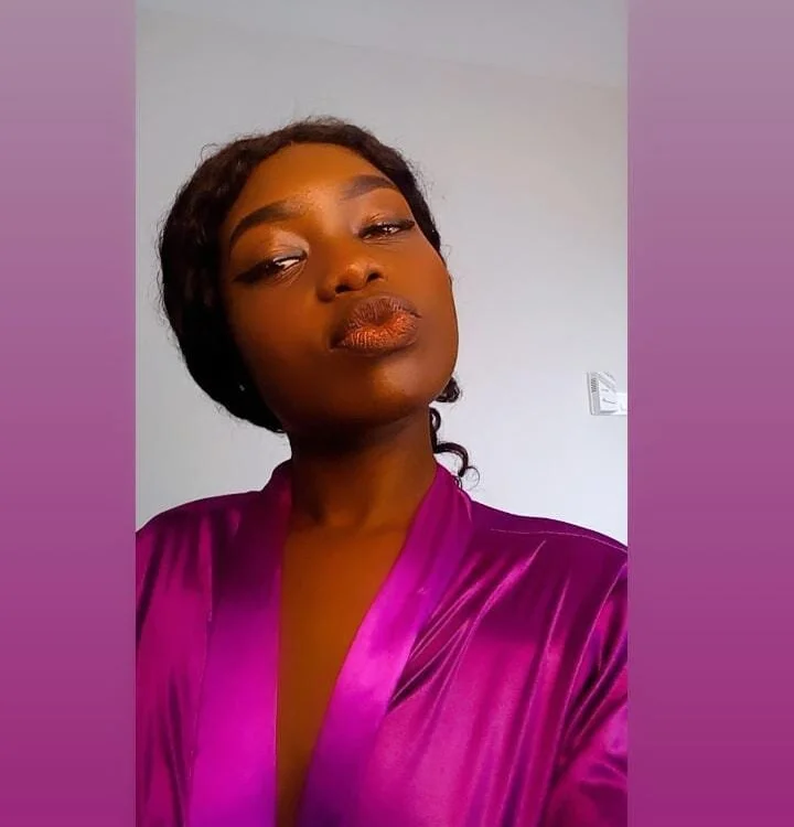 Sweet_Savvi's Offline XXX Chat