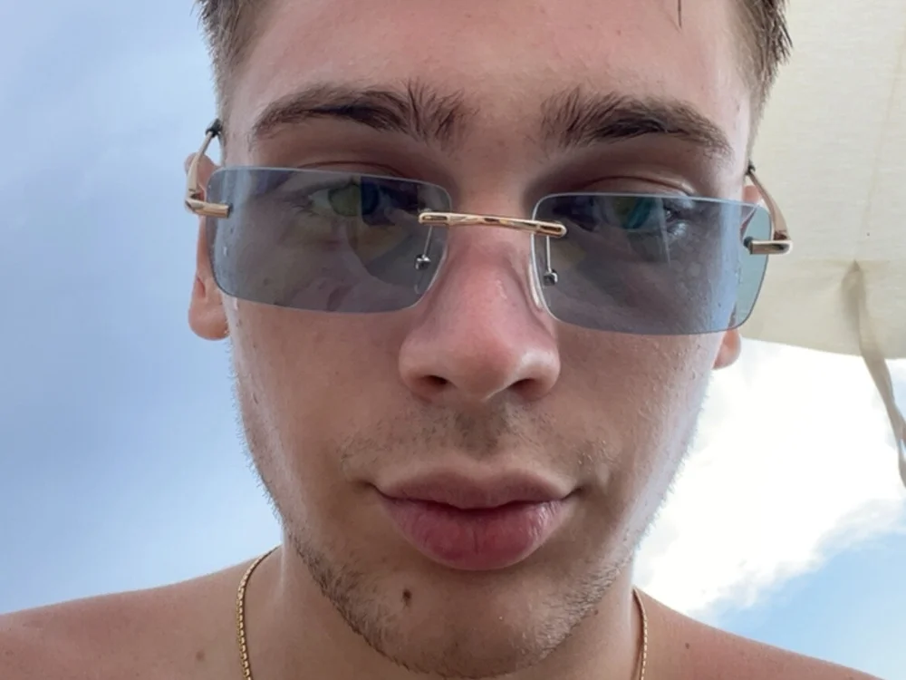 Fappatore_Nato05's Offline XXX Chat