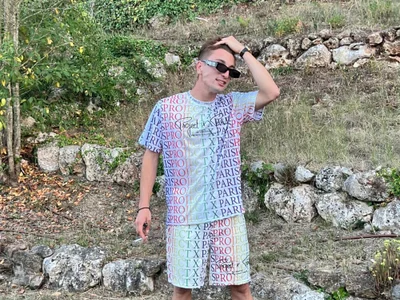 v4Tomasgrau9 profile