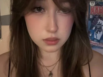AlexisShivers - Girl 