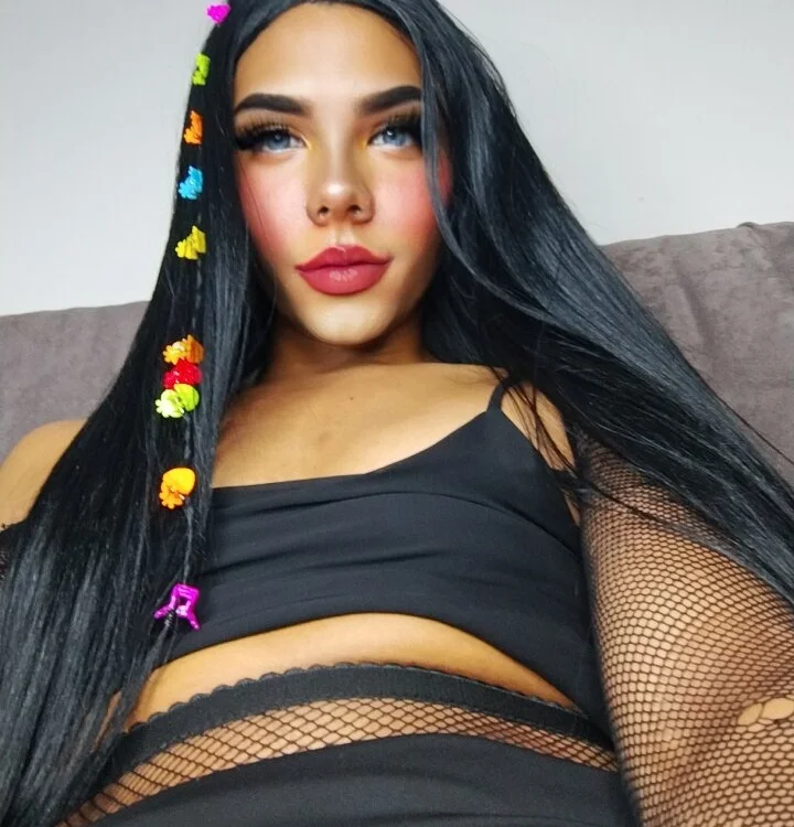 fullbitchts777's Offline XXX Chat