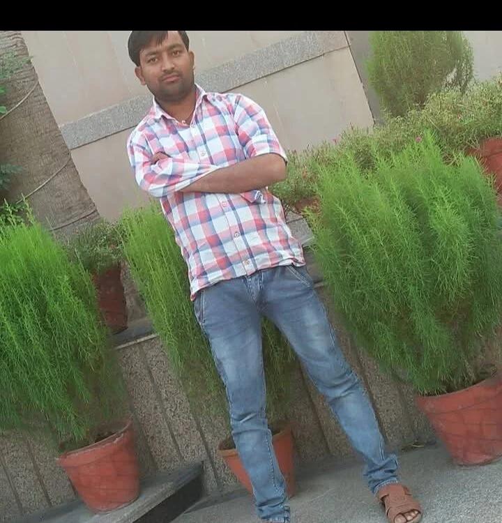 Yashwant_Raj Chat XXX offline